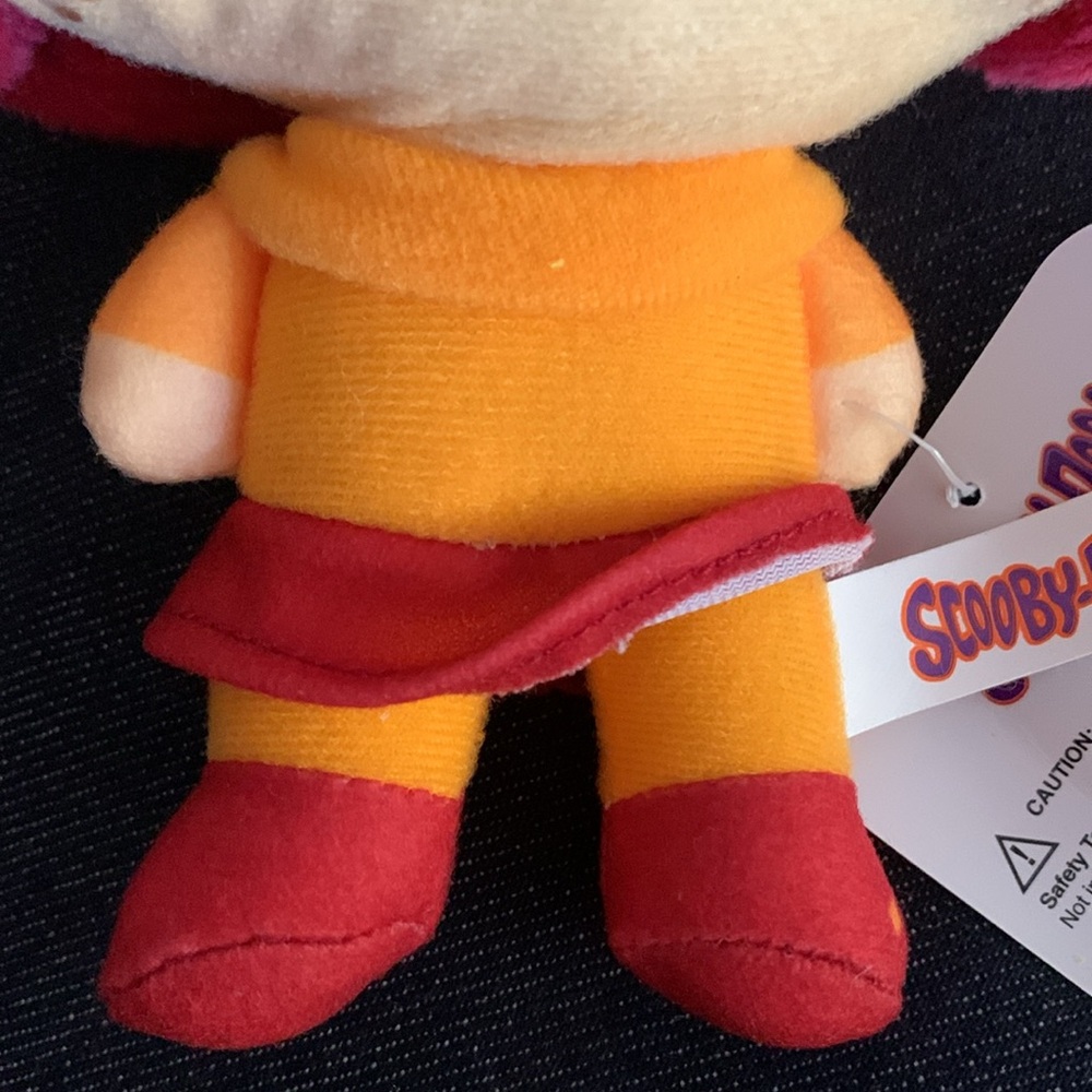 🕵️‍♀️💖 Mystery Solved: You Need This Velma Plush in Your Life! 🧡💗 - Picture 5 of 10